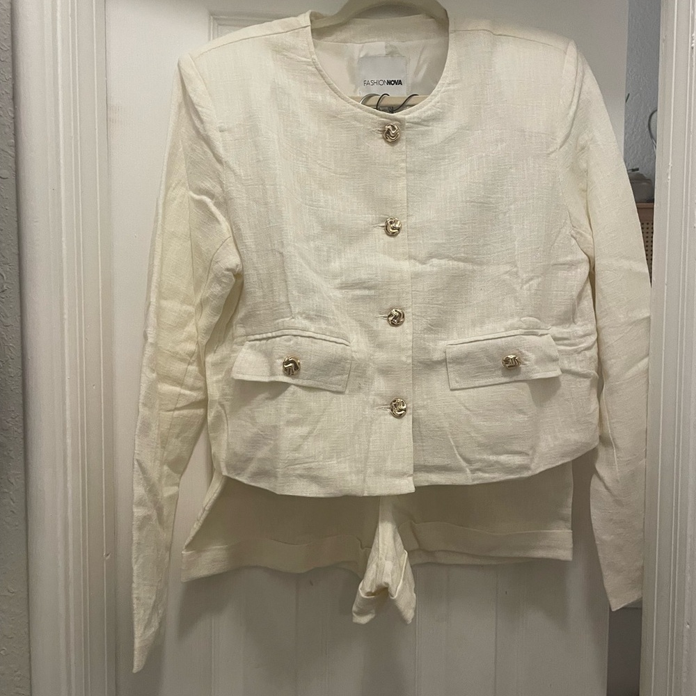 Fashion Nova Cream Blazer Jacket